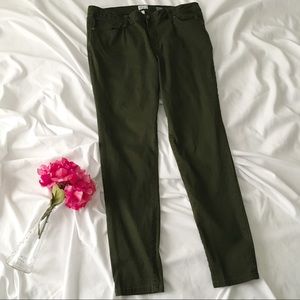 Green Skinny Jeggings 🌊